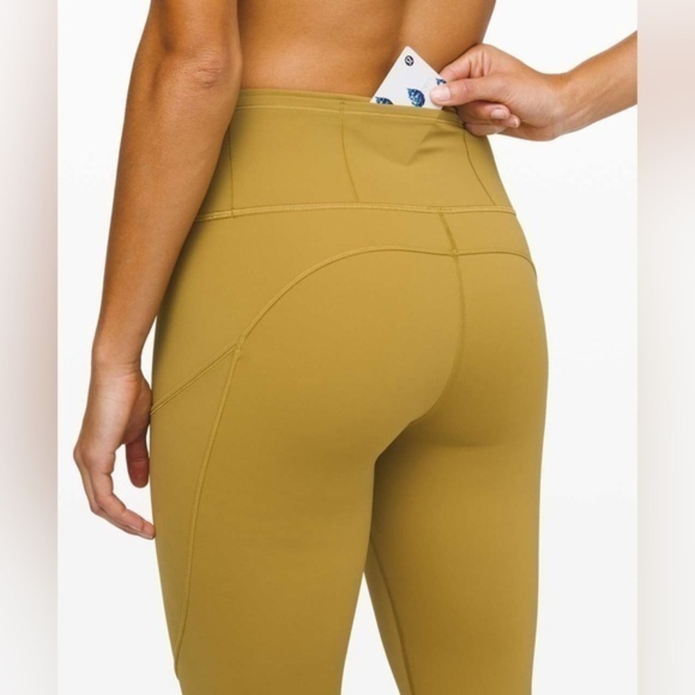 Lululemon Fast and Free Tight II 23" *Non-Reflective Nulux
Grape Leaf